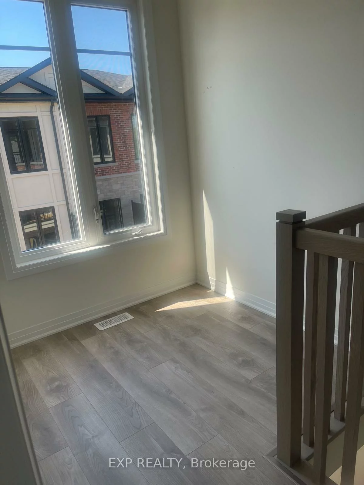 Unit 738C, Front Royal, Applewood, Mississauga