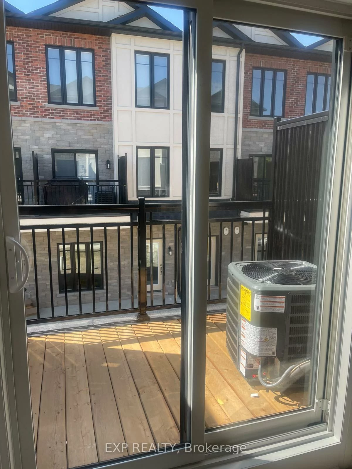 Unit 738C, Front Royal, Applewood, Mississauga