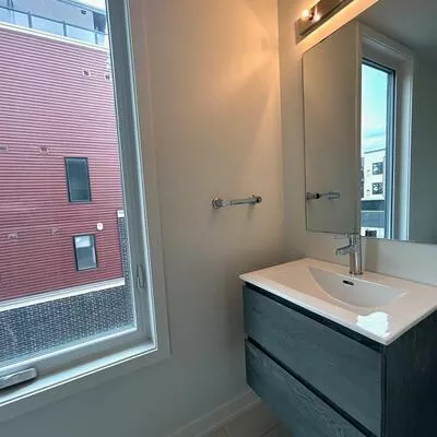 3405, Ridgeway, Erin Mills, Mississauga