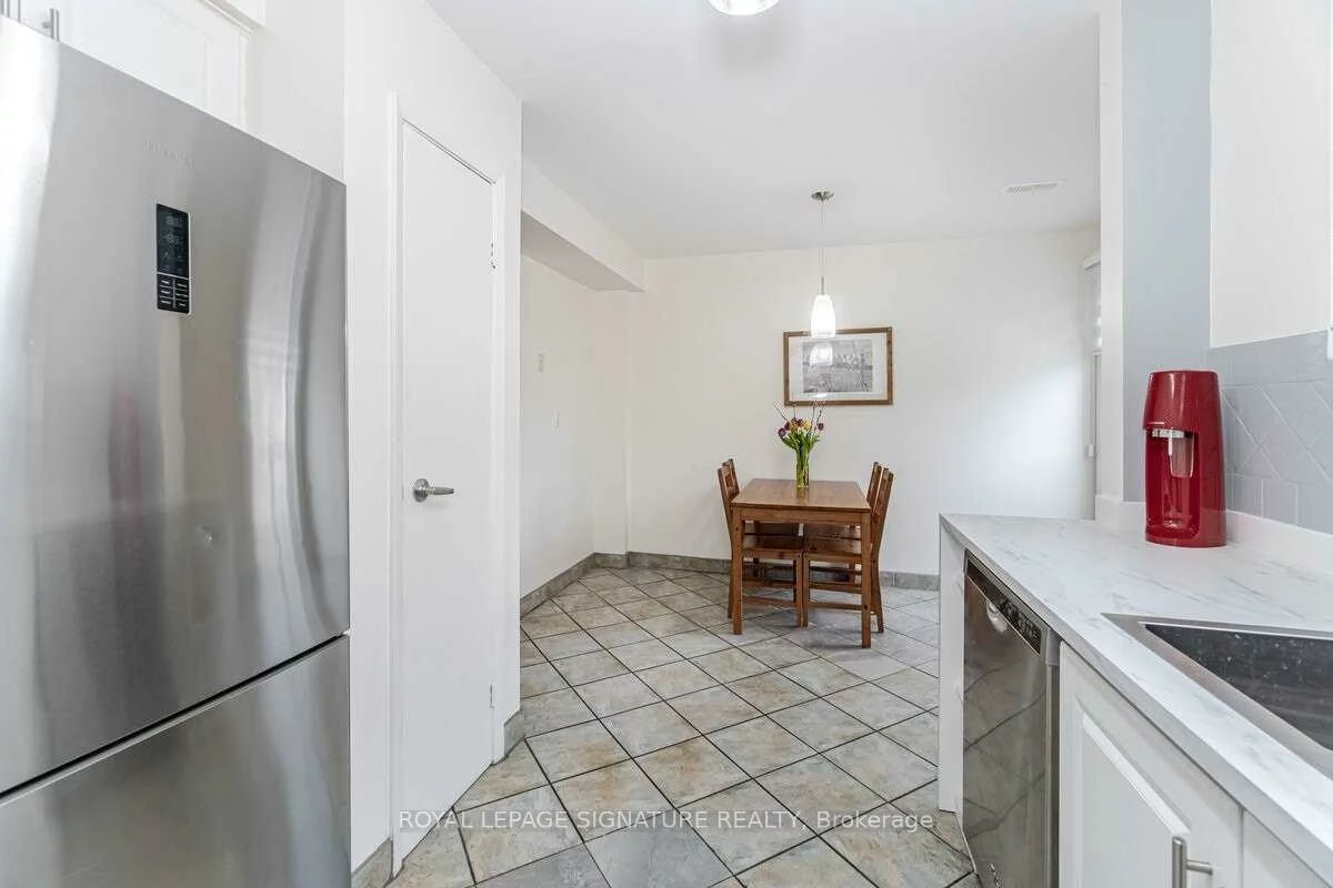 7251, Copenhagen, Meadowvale, Mississauga