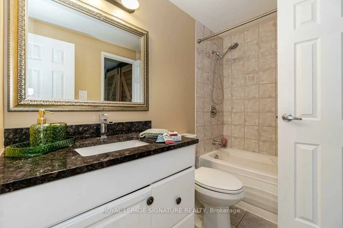 7251, Copenhagen, Meadowvale, Mississauga