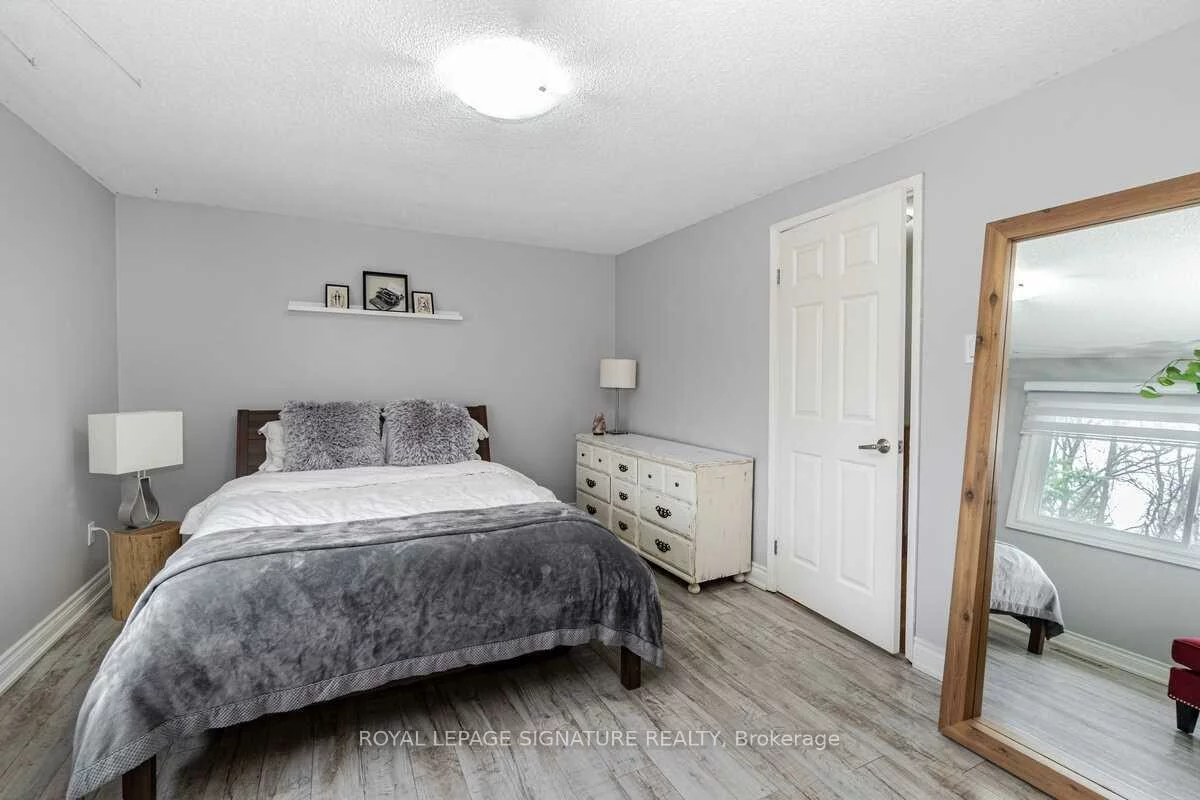 7251, Copenhagen, Meadowvale, Mississauga
