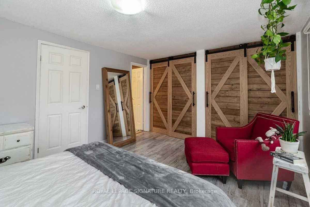 7251, Copenhagen, Meadowvale, Mississauga