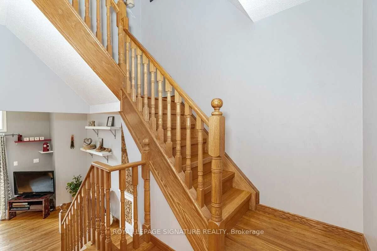 7251, Copenhagen, Meadowvale, Mississauga