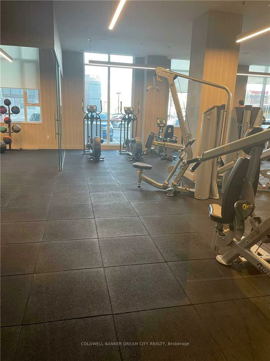 8, Nahani, Hurontario, Mississauga