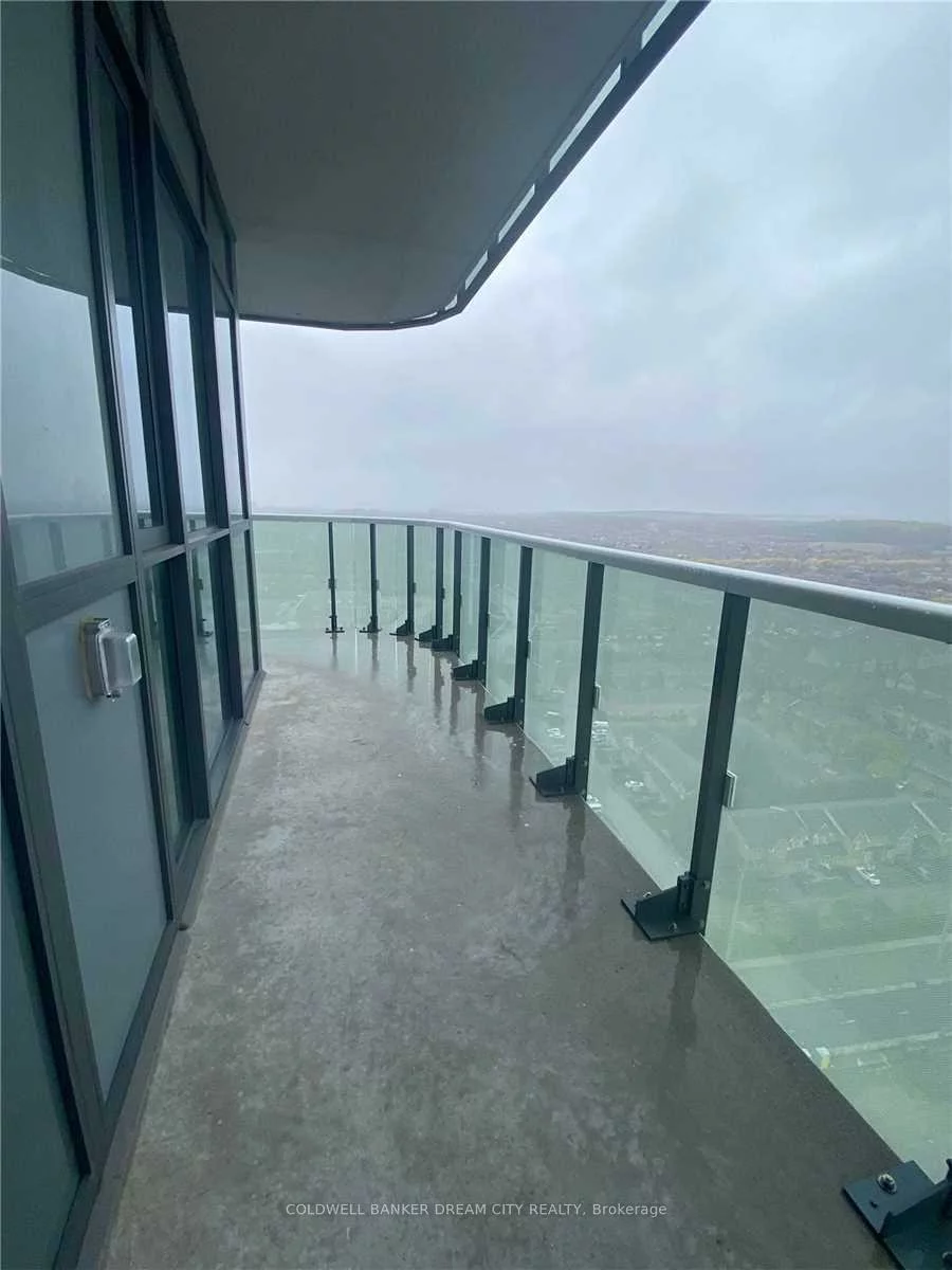 8, Nahani, Hurontario, Mississauga