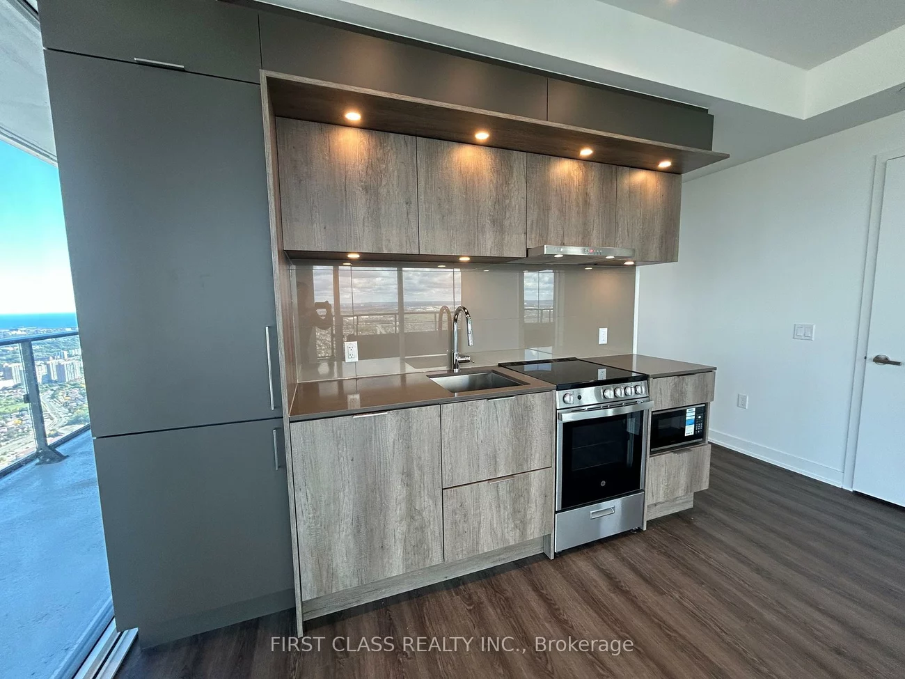 448, Burnhamthorpe, City Centre, Mississauga