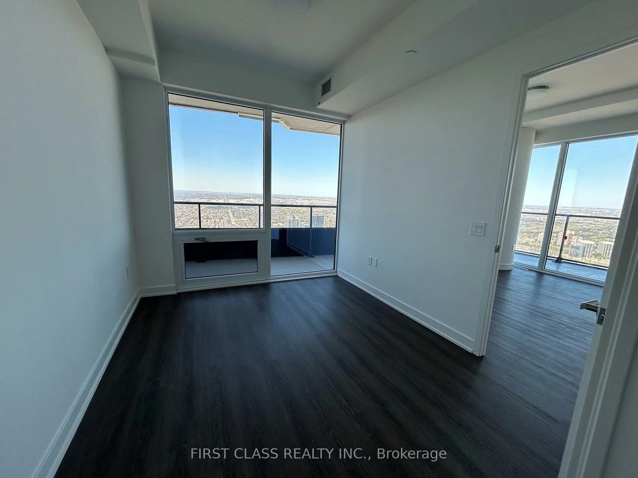 448, Burnhamthorpe, City Centre, Mississauga