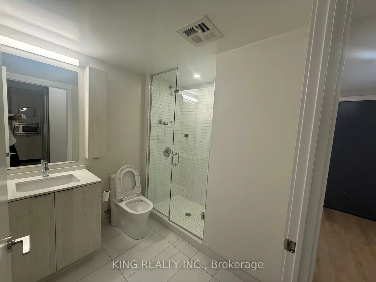 86, Dundas, Cooksville, Mississauga