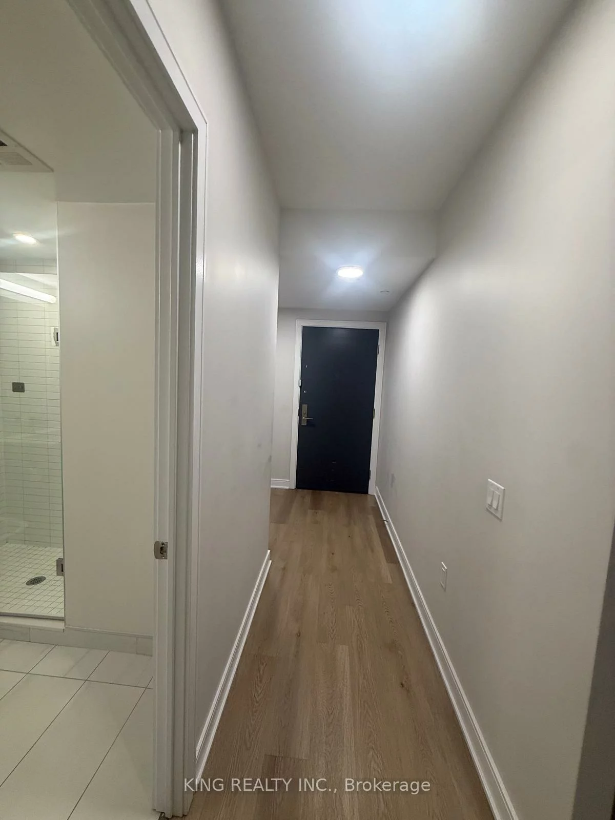 86, Dundas, Cooksville, Mississauga