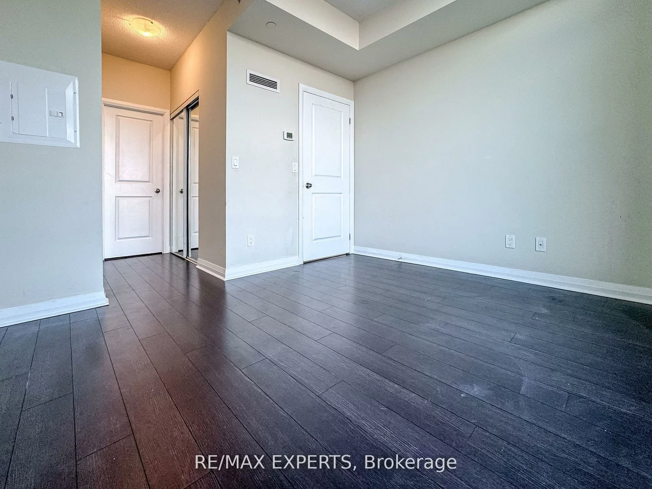 55, Eglinton, Hurontario, Mississauga