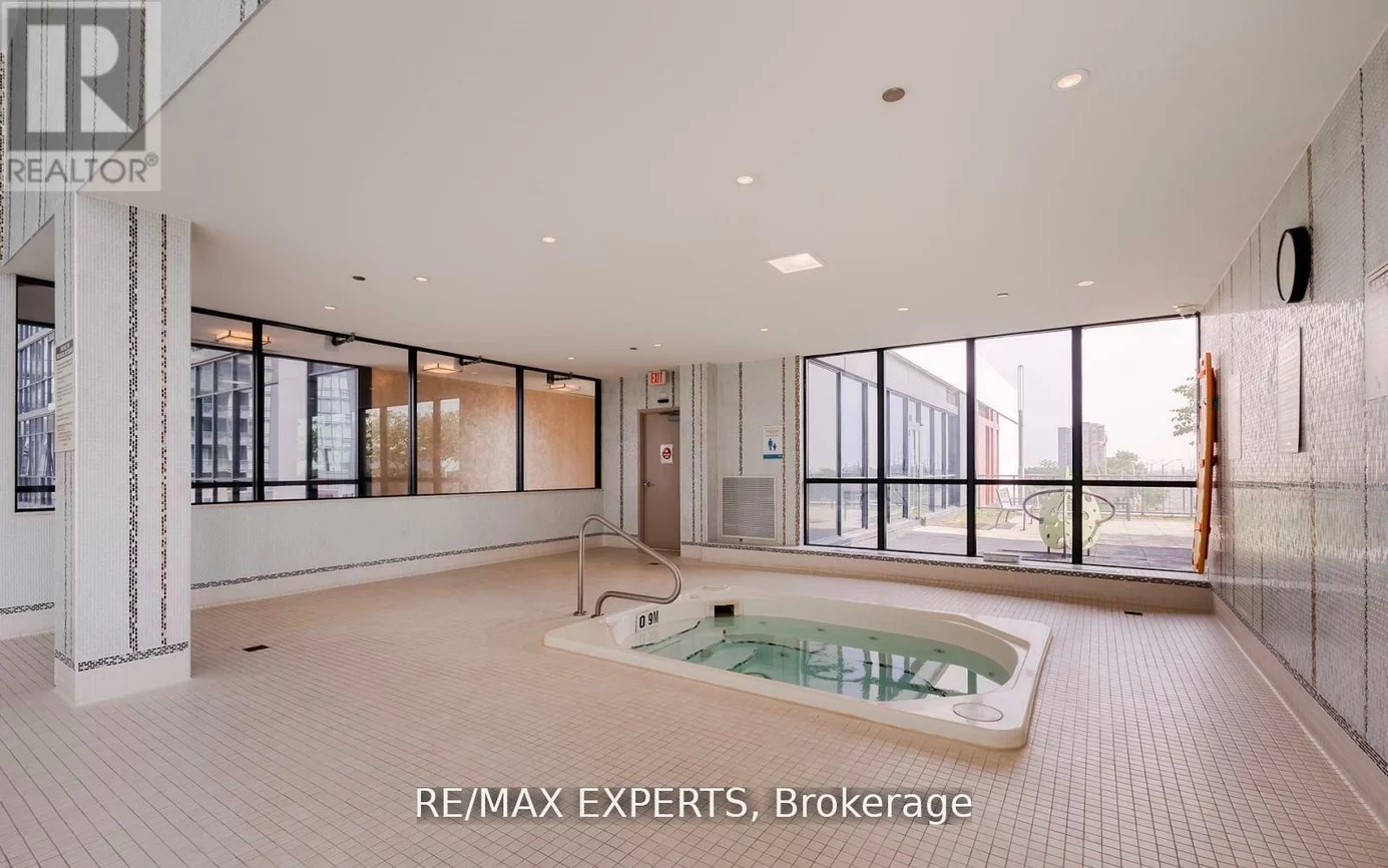 55, Eglinton, Hurontario, Mississauga