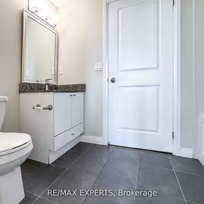 55, Eglinton, Hurontario, Mississauga