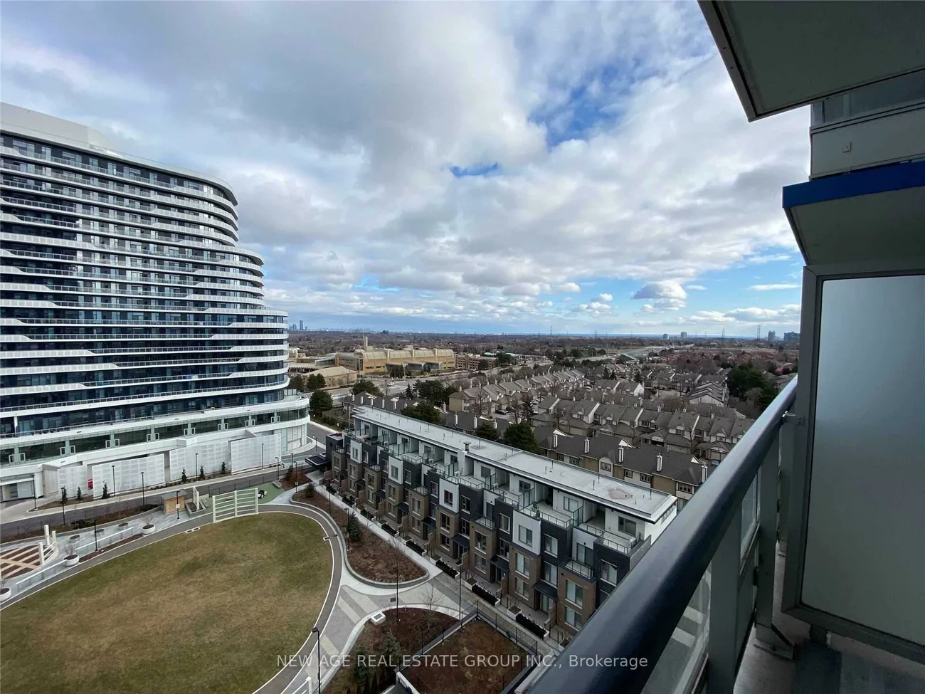 2560, Eglinton, Erin Mills, Mississauga