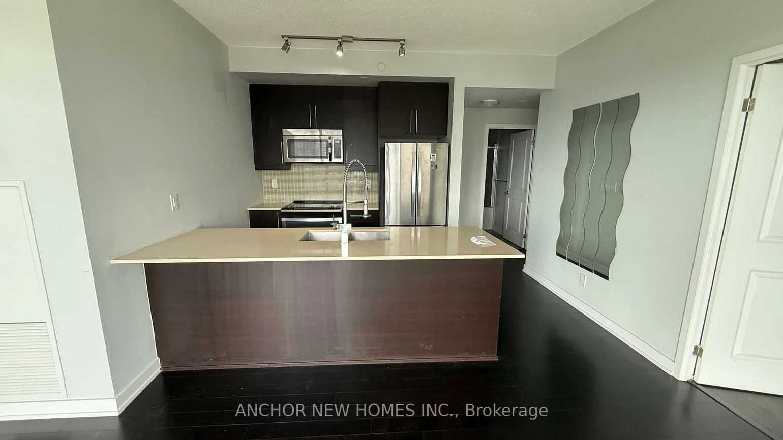 4011, Brickstone, City Centre, Mississauga