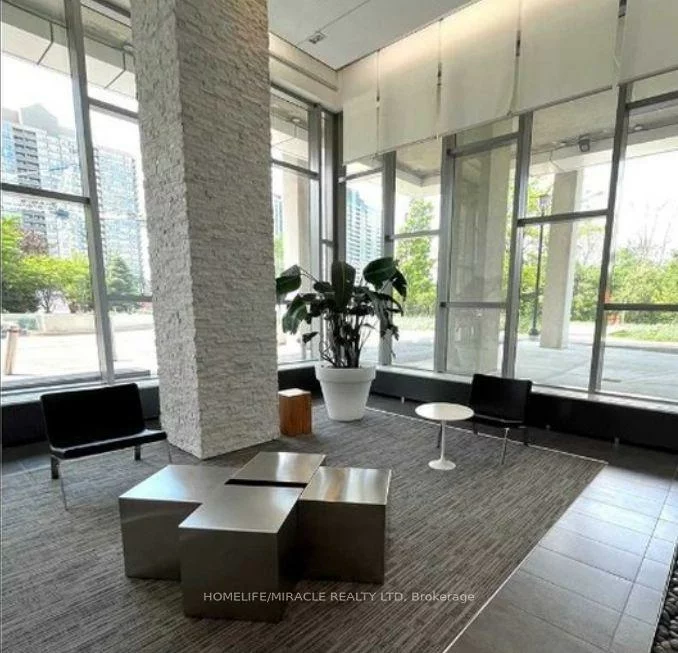 360, Square One, City Centre, Mississauga