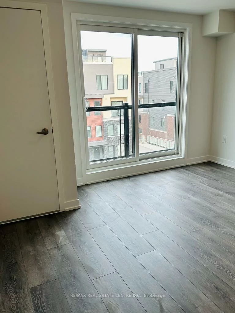 410, 3401 Ridgeway, Erin Mills, Mississauga