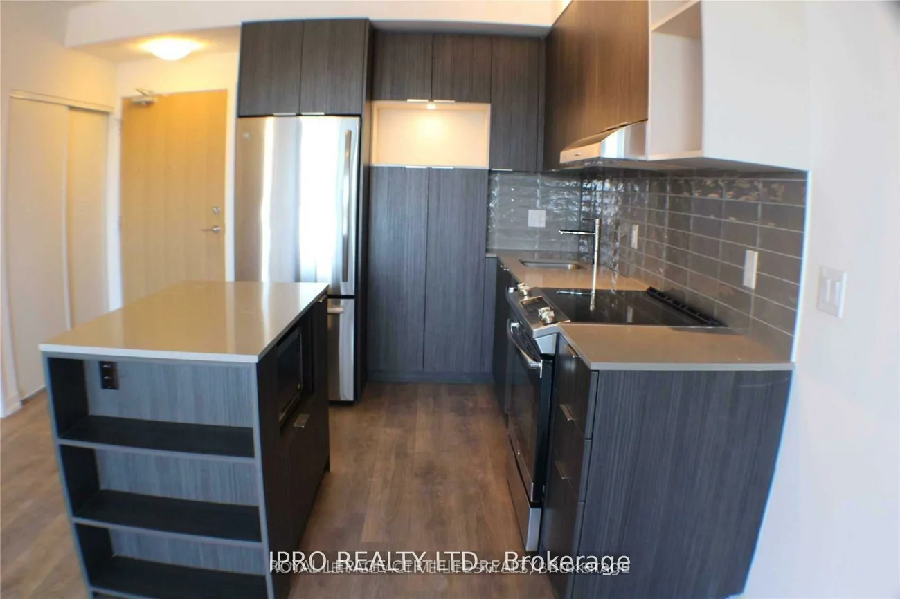 2520, Eglinton, Central Erin Mills, Mississauga