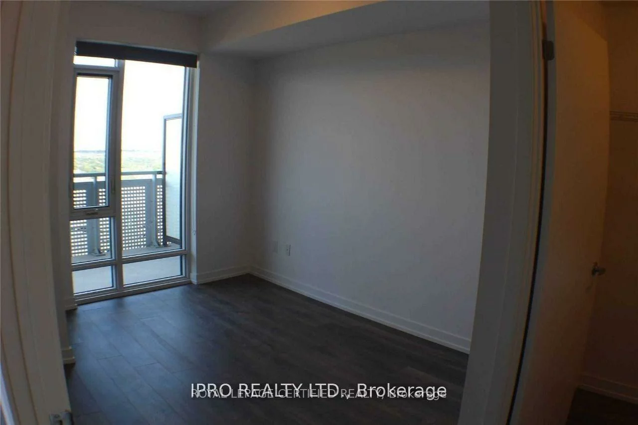 2520, Eglinton, Central Erin Mills, Mississauga