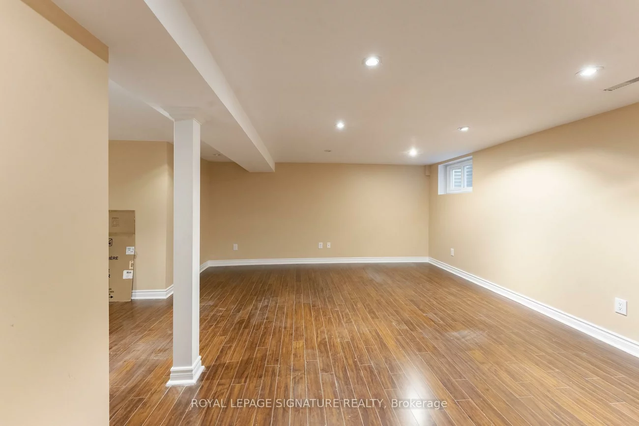 2825, Gananoque, Meadowvale, Mississauga
