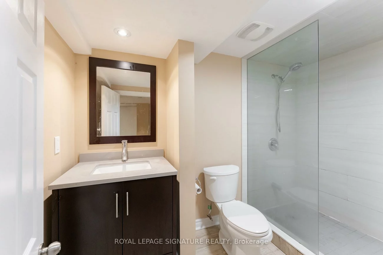 2825, Gananoque, Meadowvale, Mississauga