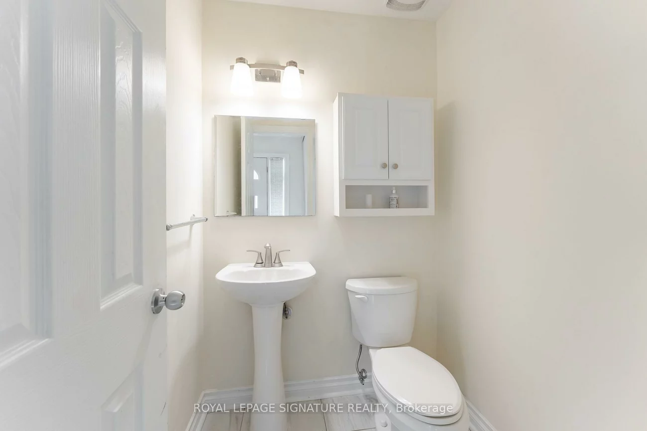 2825, Gananoque, Meadowvale, Mississauga