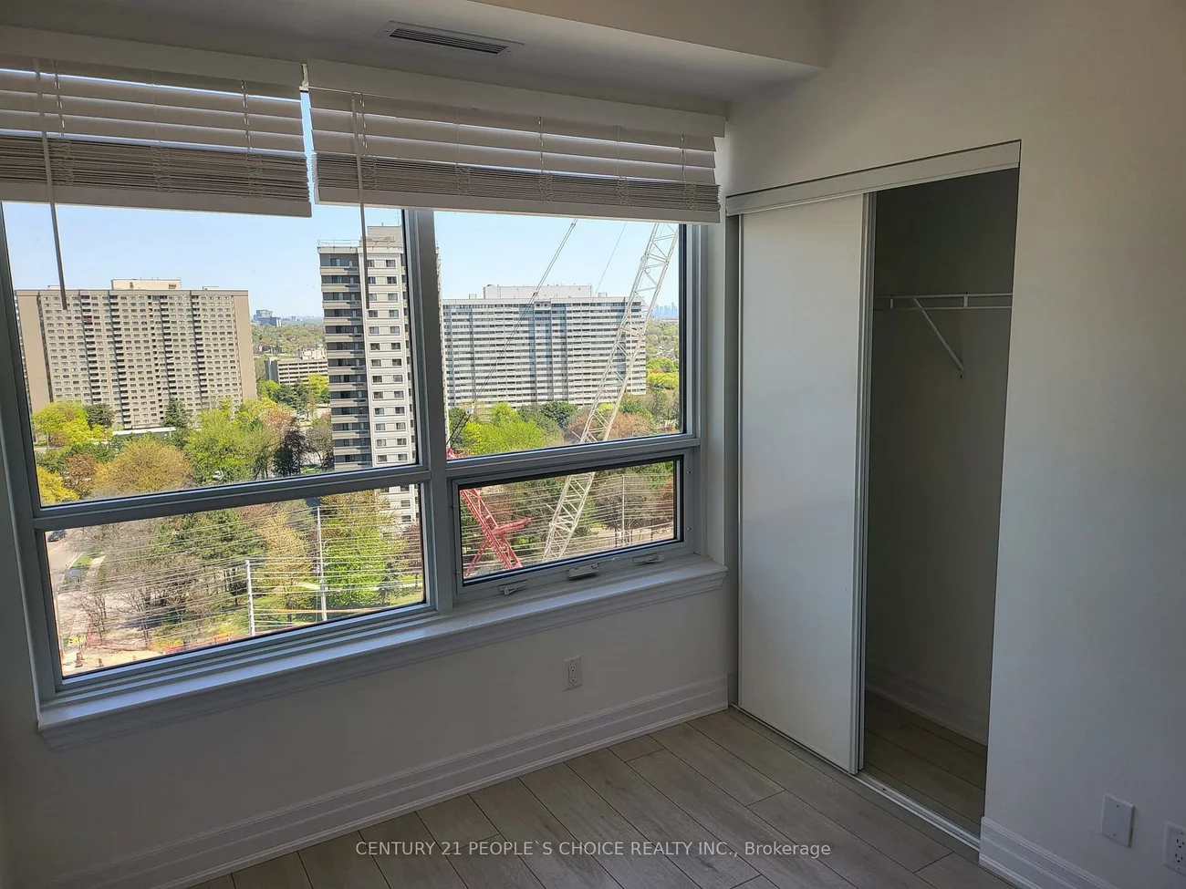 30, Elm, Fairview, Mississauga