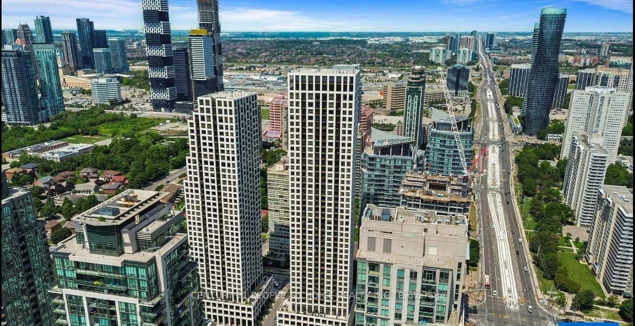 30, Elm, Fairview, Mississauga