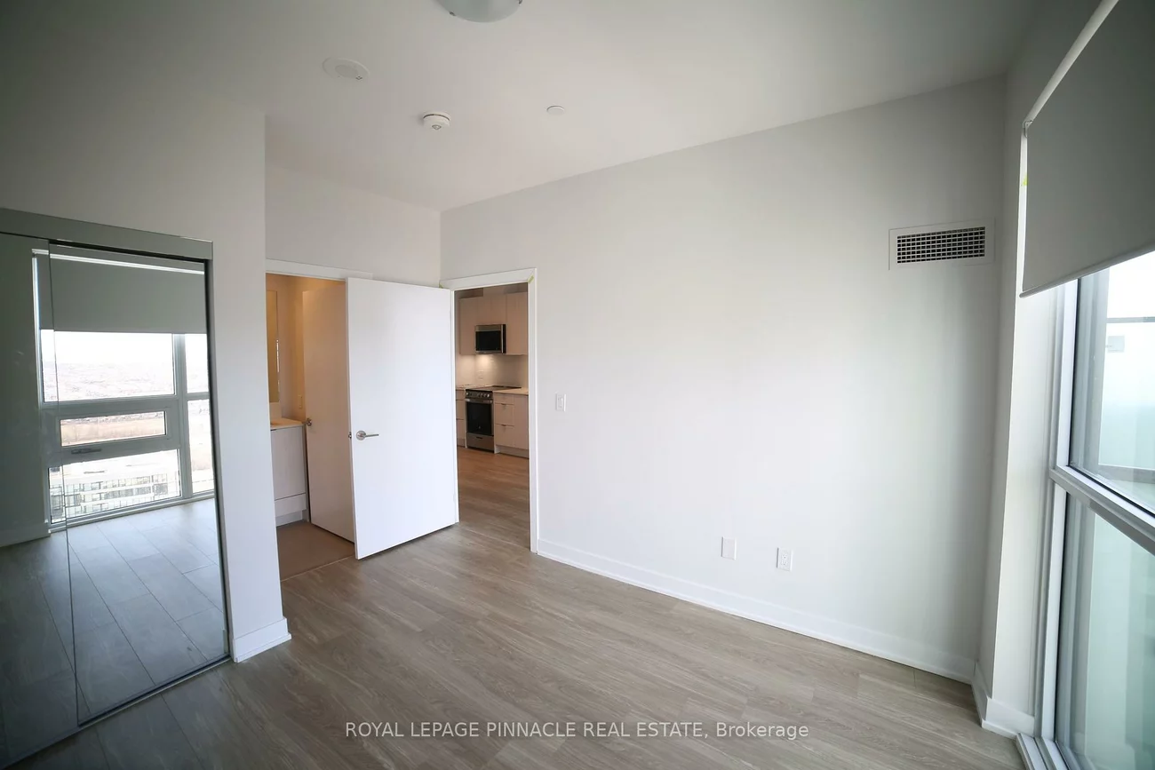4130, Parkside Village, Creditview, Mississauga