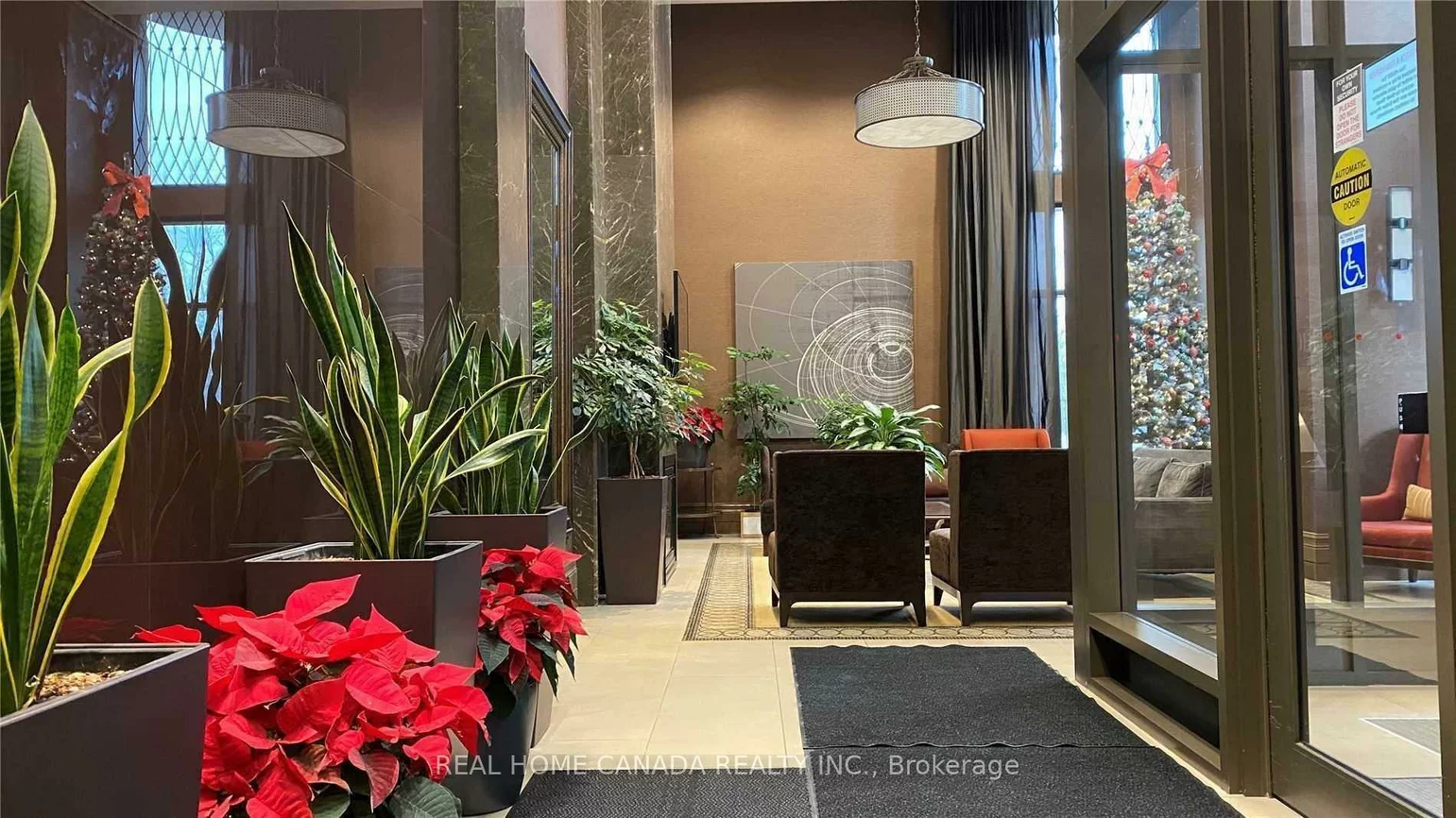 385, Prince Of Wales, City Centre, Mississauga
