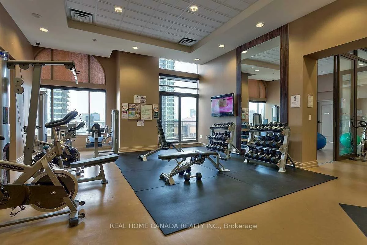 385, Prince Of Wales, City Centre, Mississauga