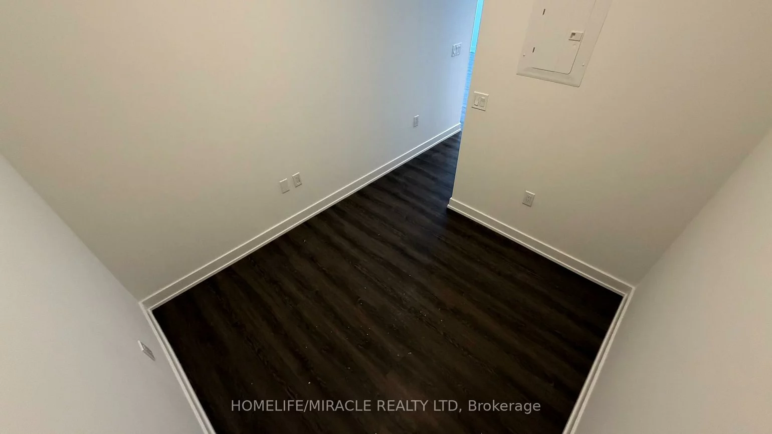 448, Burnhamthorpe, City Centre, Mississauga