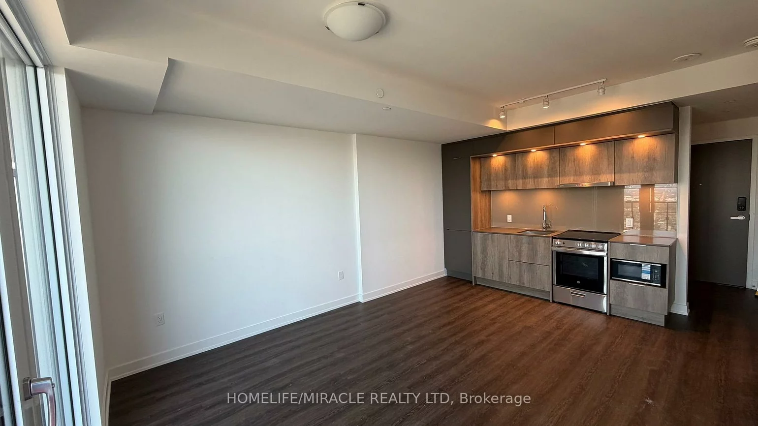 448, Burnhamthorpe, City Centre, Mississauga