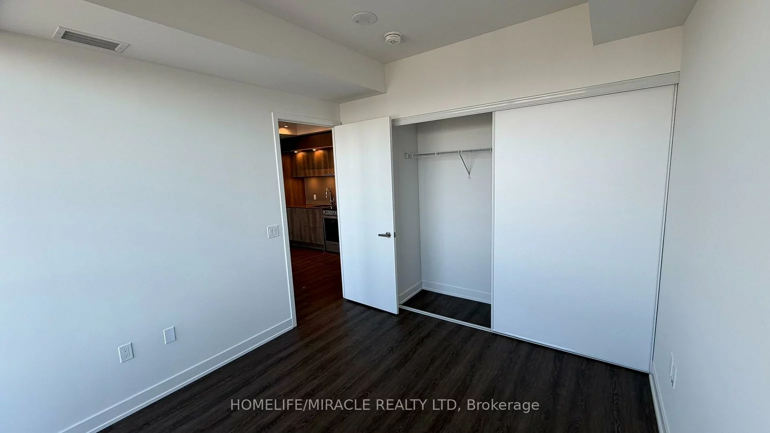 448, Burnhamthorpe, City Centre, Mississauga