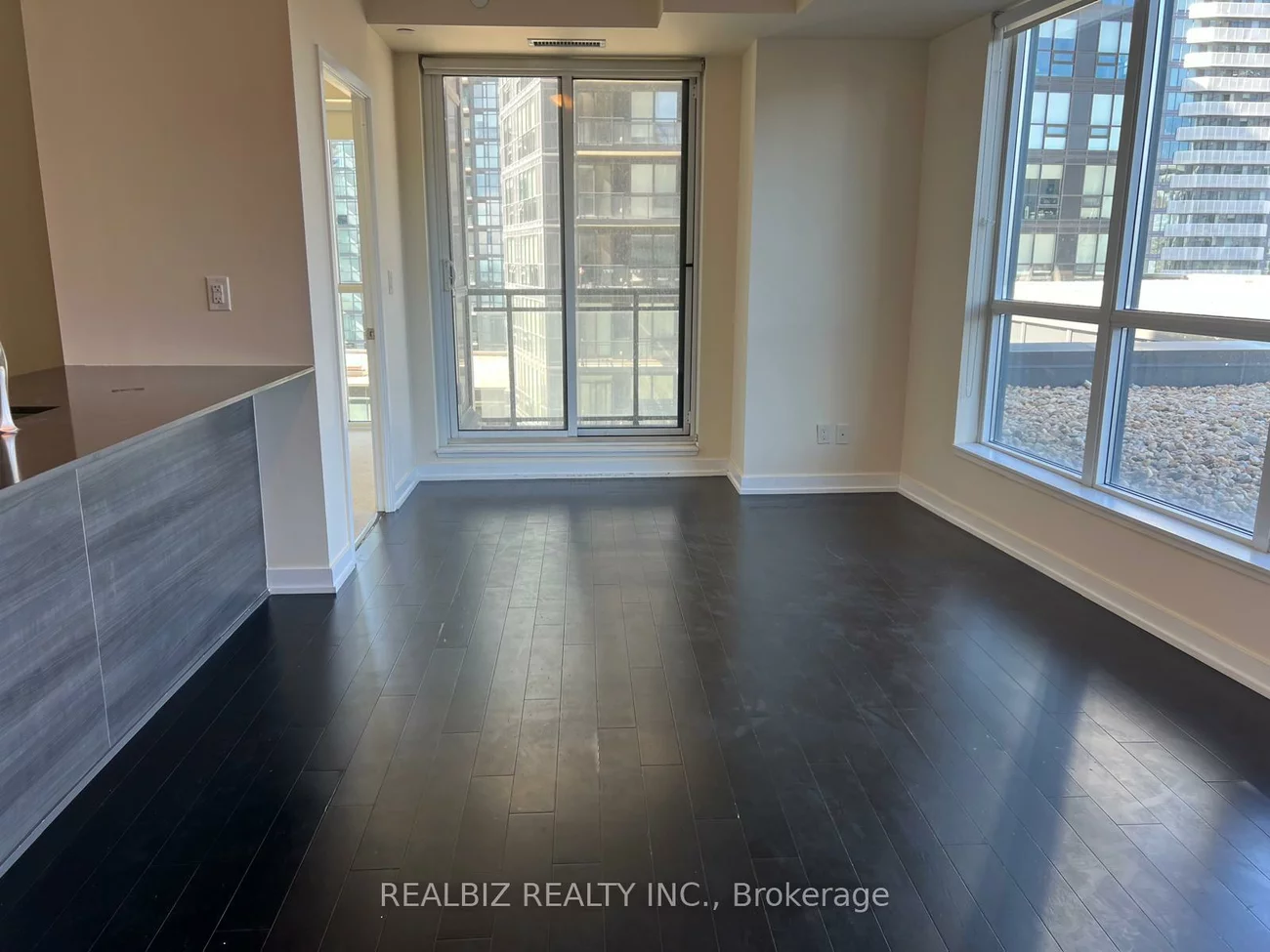 4011, Brickstone, City Centre, Mississauga