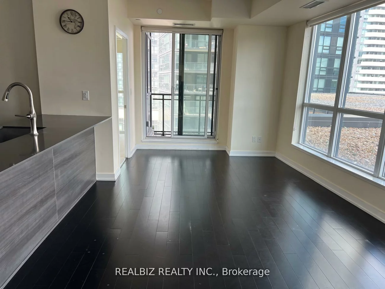 4011, Brickstone, City Centre, Mississauga