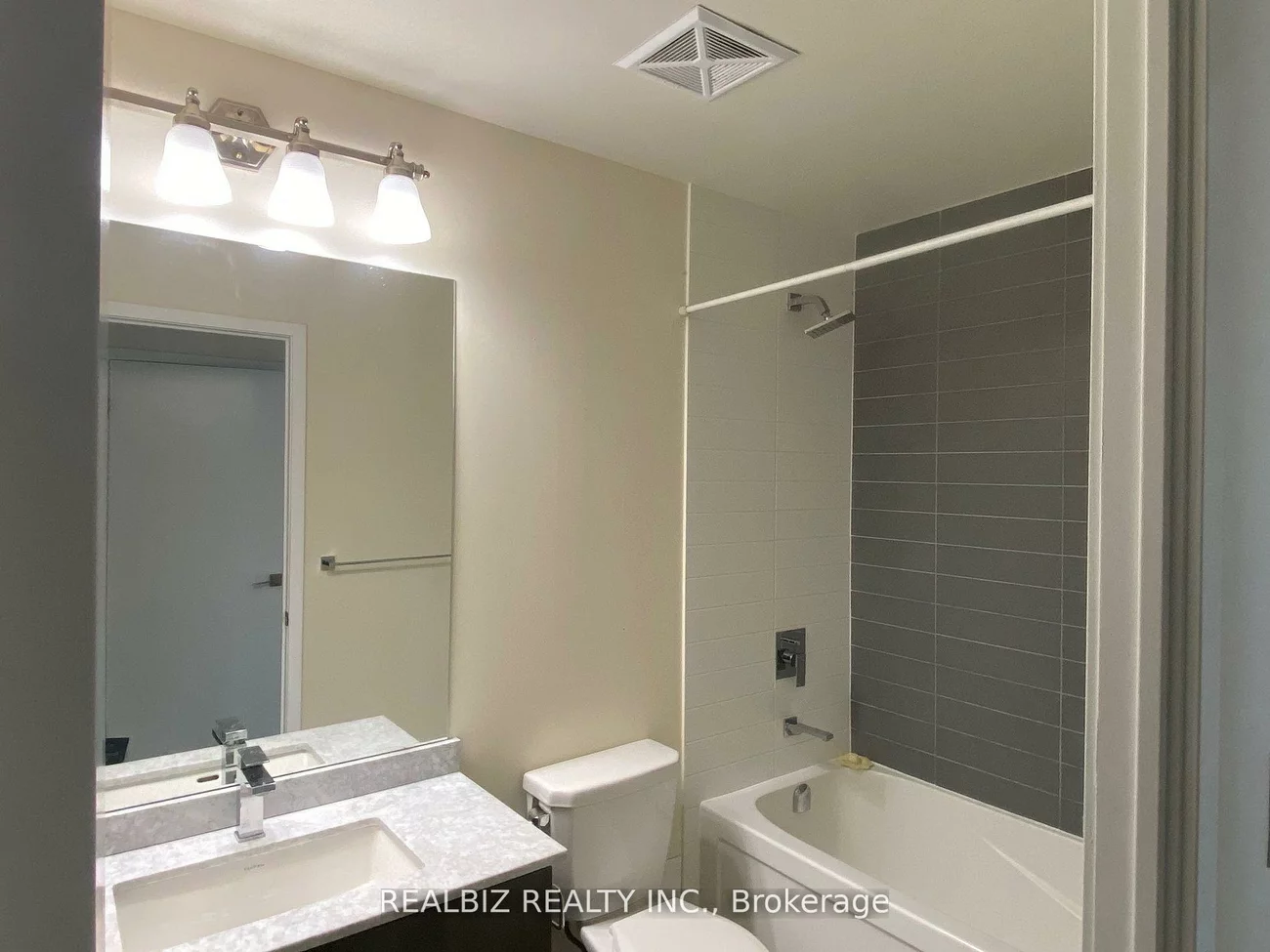 4011, Brickstone, City Centre, Mississauga