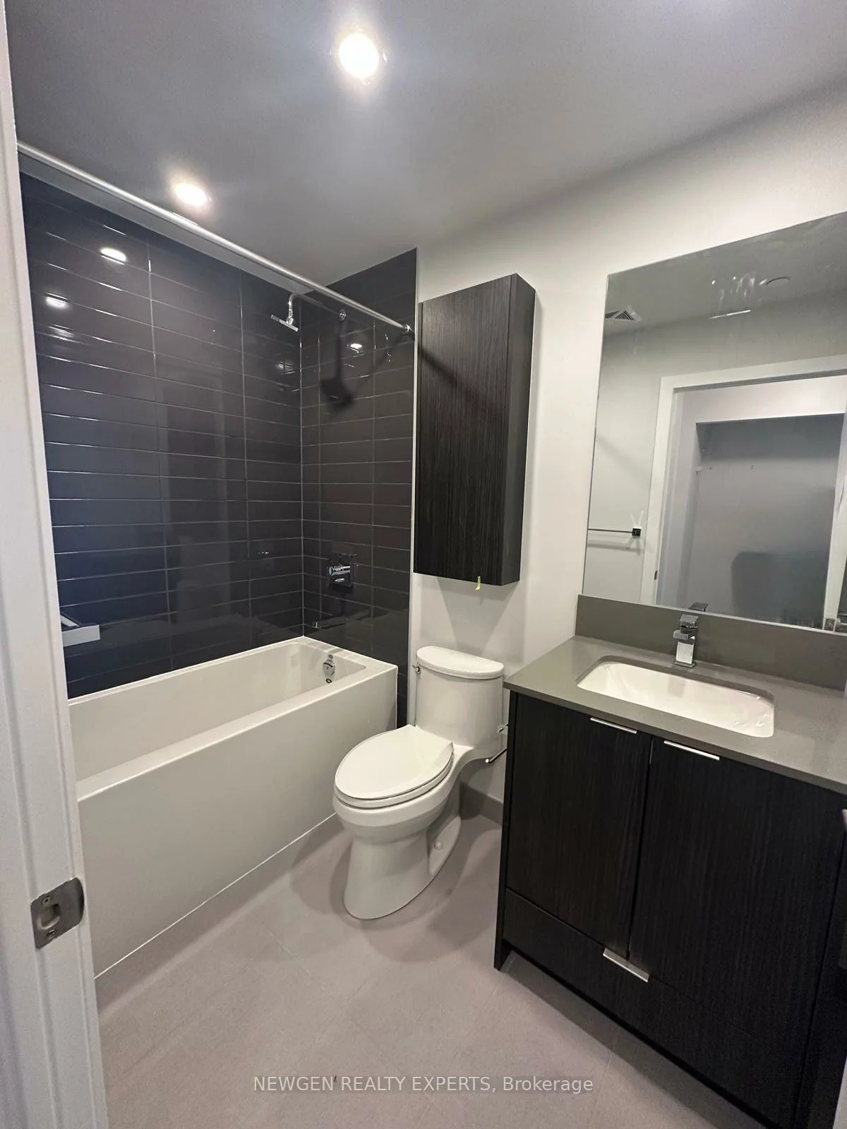 430, Square One, City Centre, Mississauga