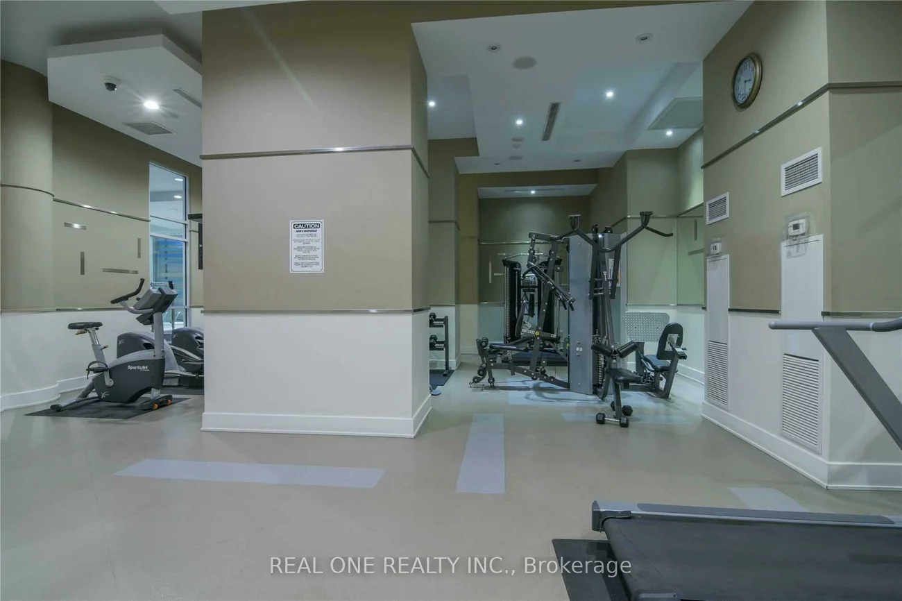 330, Burnhamthorpe, City Centre, Mississauga