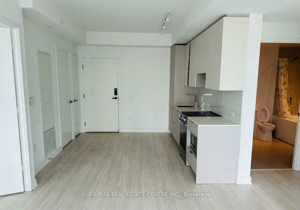 3883, Quartz, City Centre, Mississauga