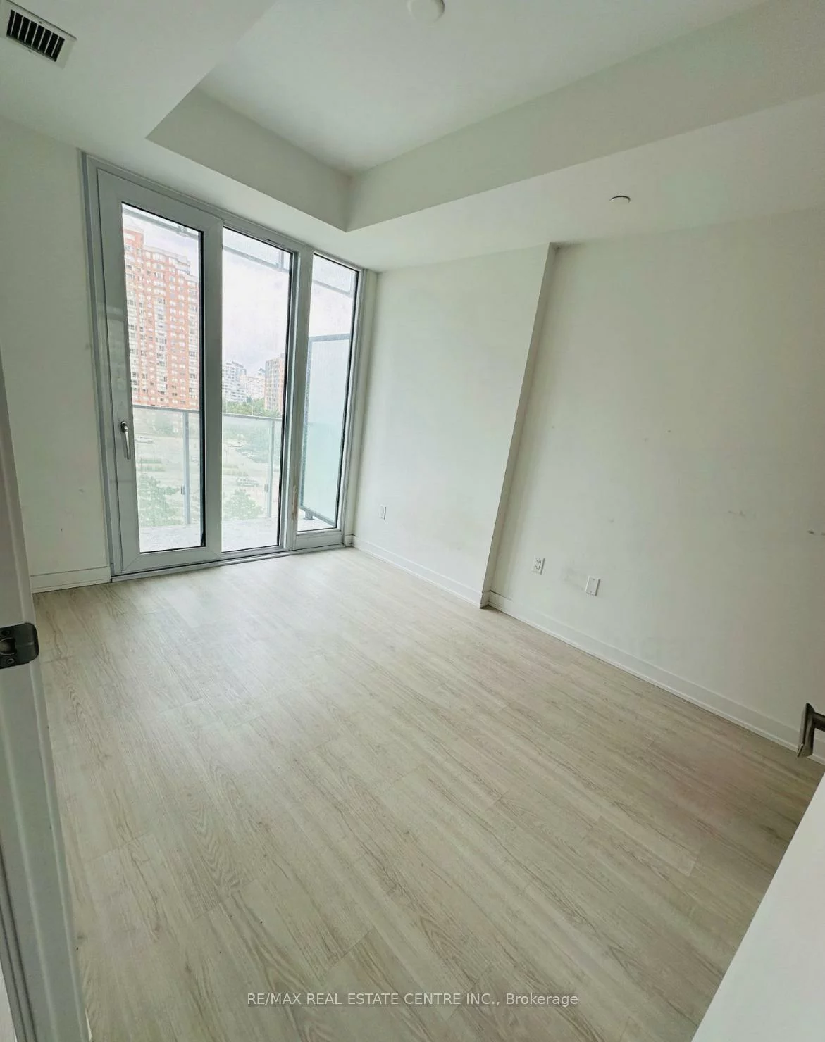 3883, Quartz, City Centre, Mississauga