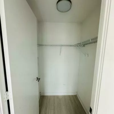 3883, Quartz, City Centre, Mississauga