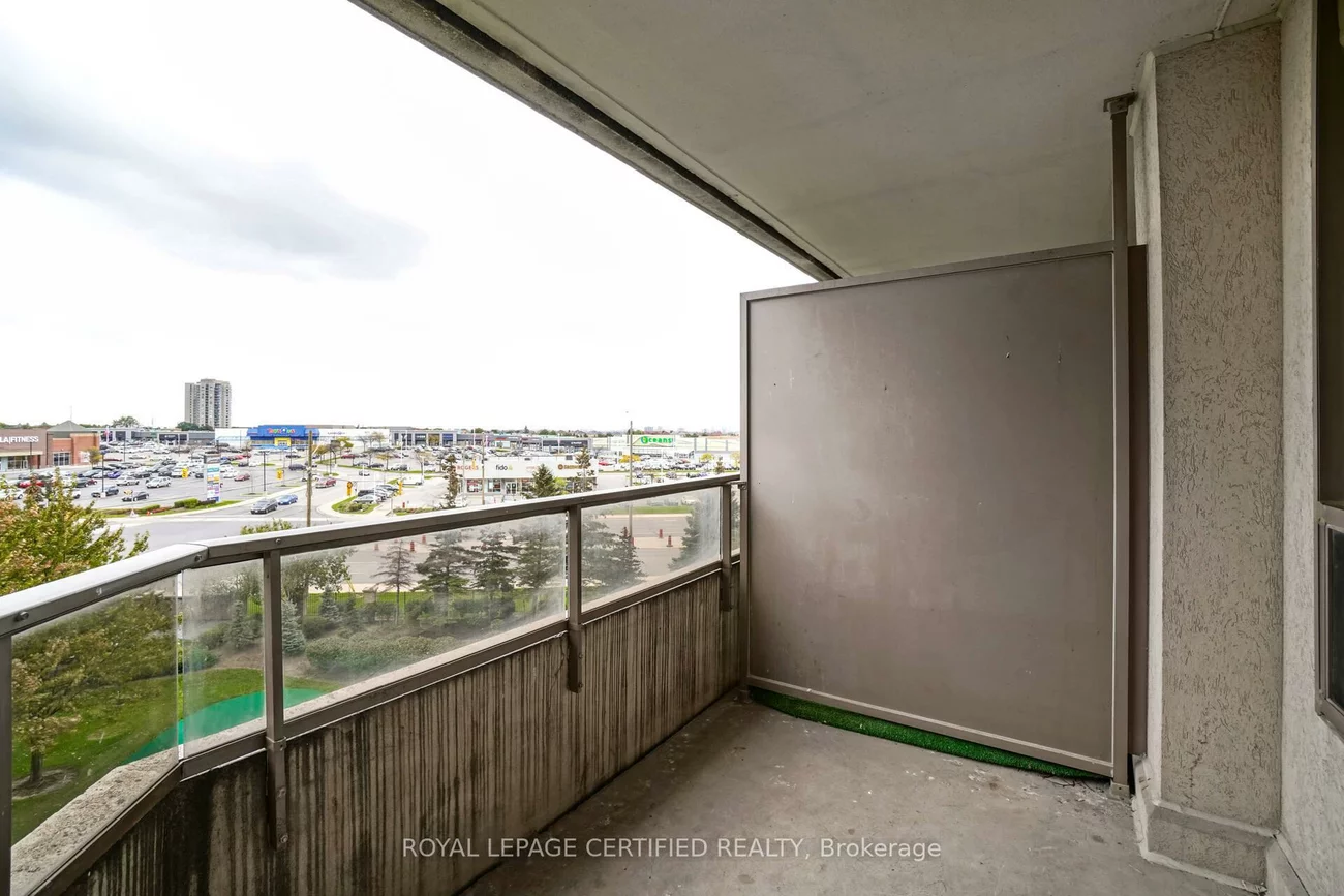 35, Kingsbridge Garden, Hurontario, Mississauga