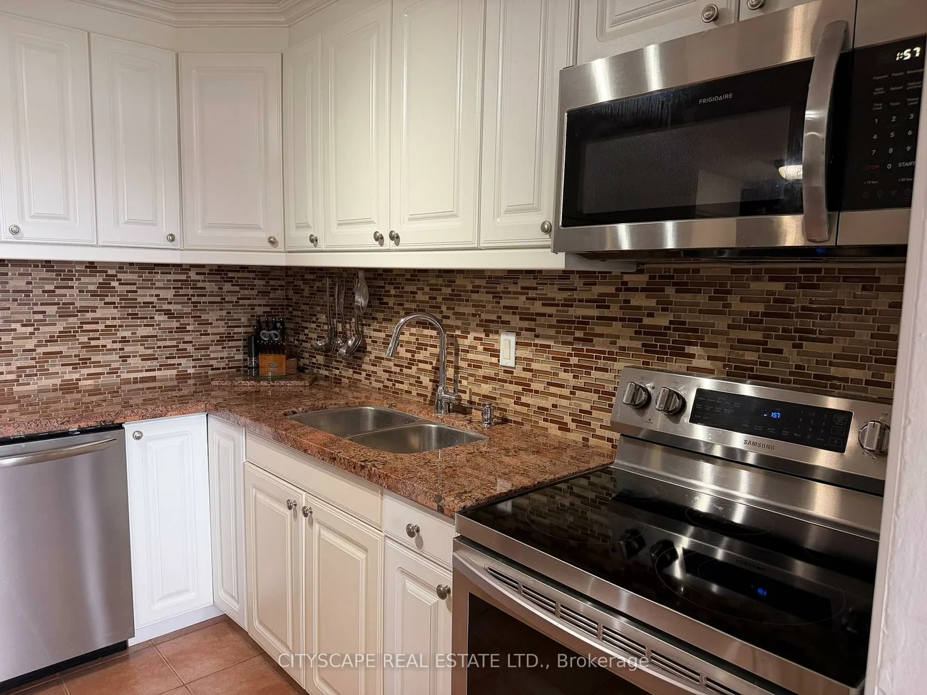 355, Rathburn, Rathwood, Mississauga