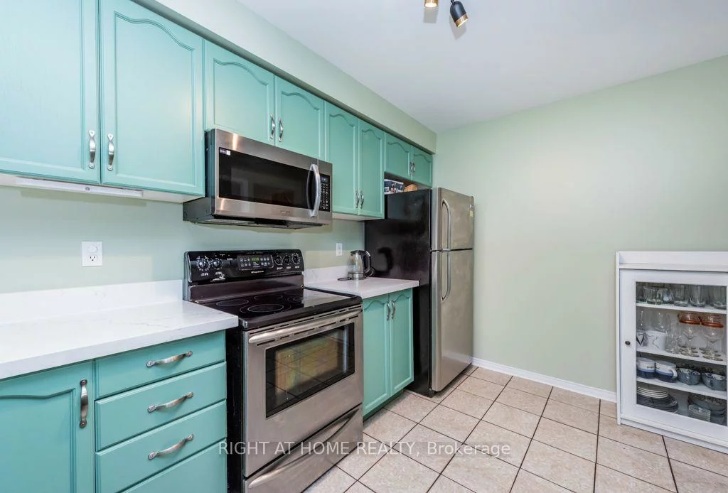 5958, Greensboro, Central Erin Mills, Mississauga