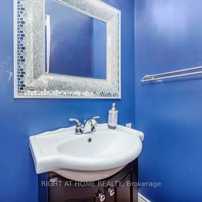 5958, Greensboro, Central Erin Mills, Mississauga