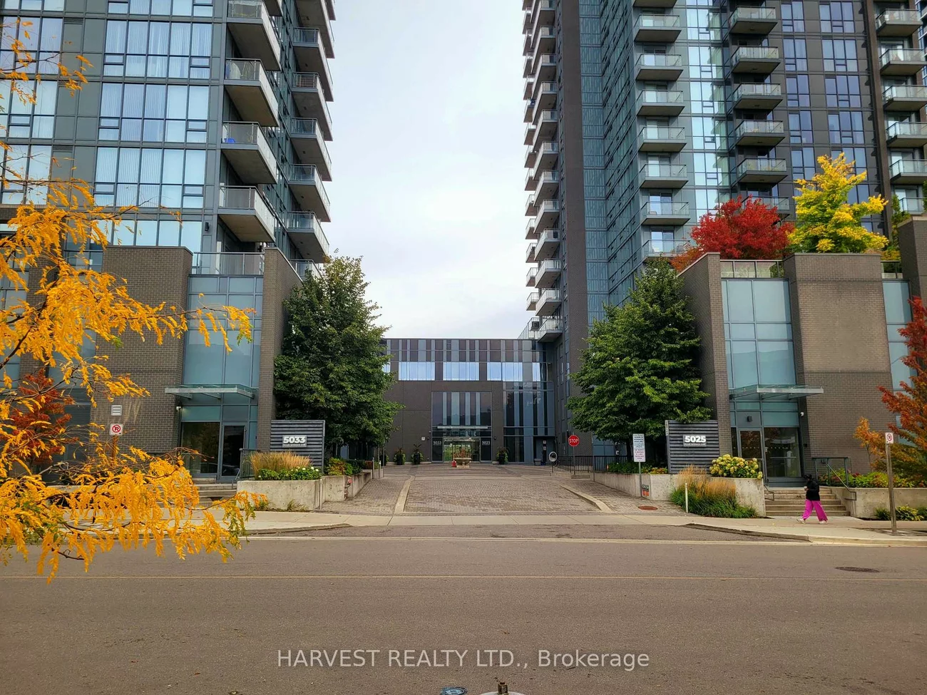 5033, Four Springs, Hurontario, Mississauga