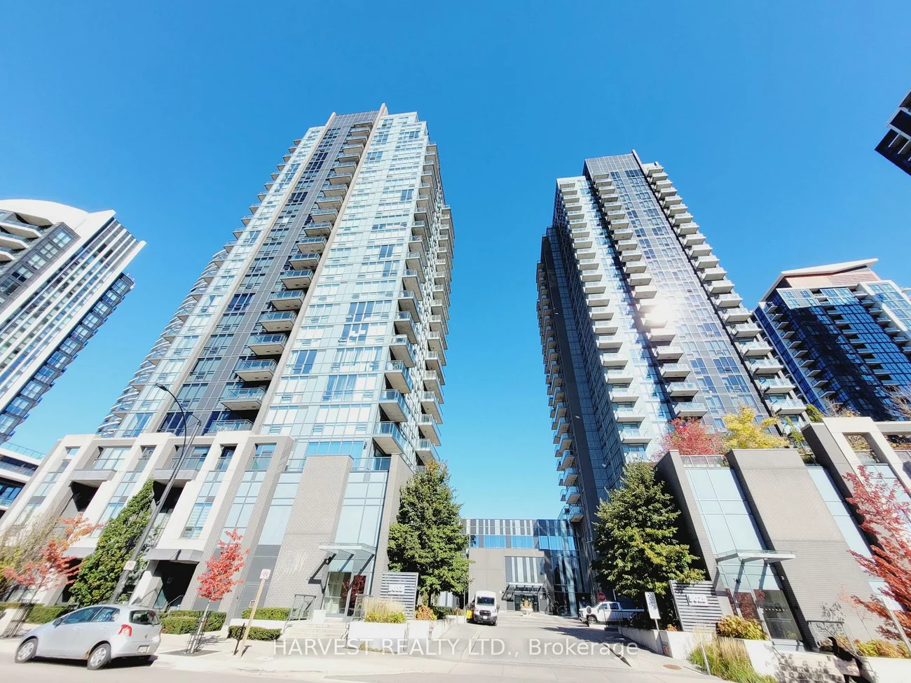 5033, Four Springs, Hurontario, Mississauga