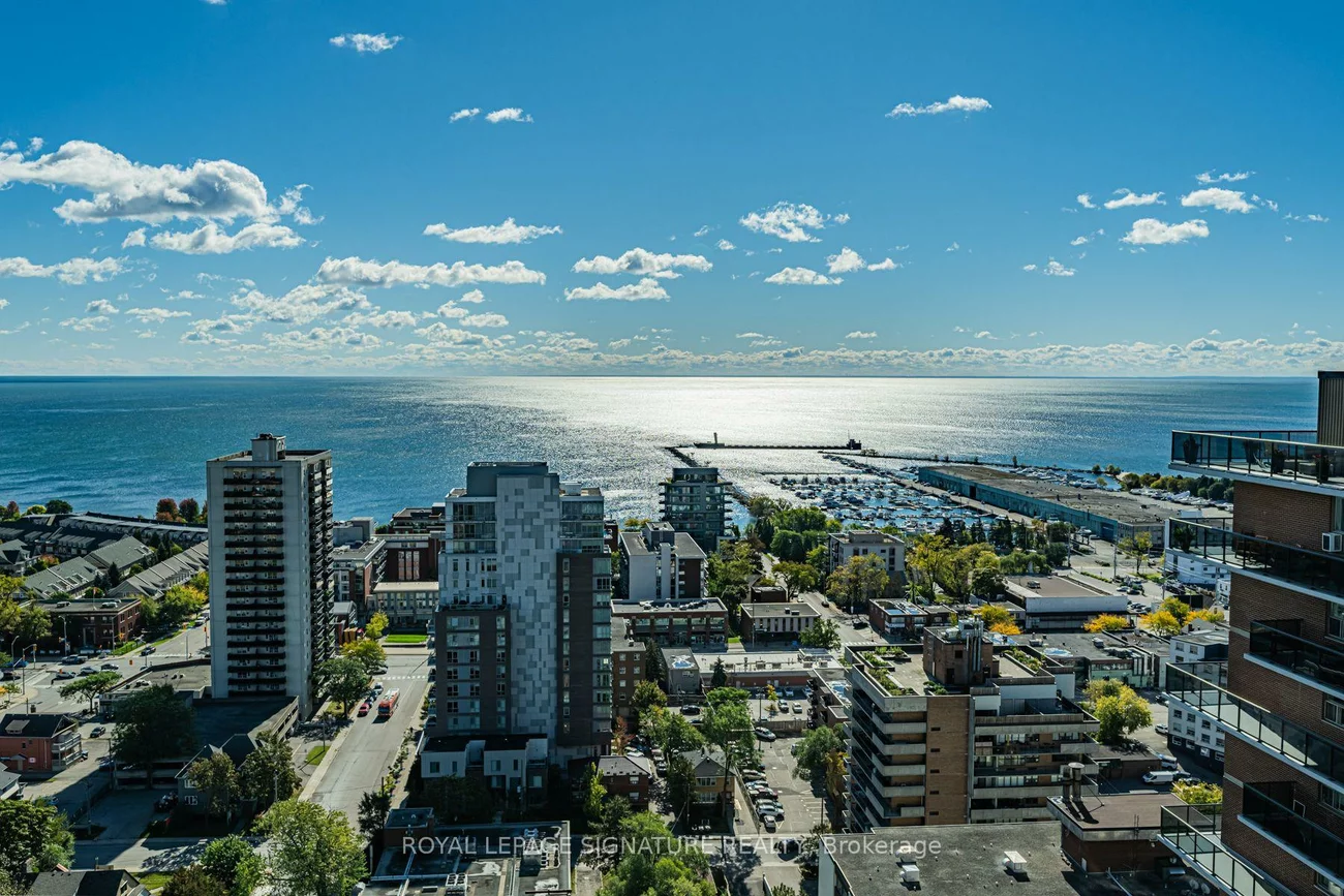 28, Ann, Port Credit, Mississauga