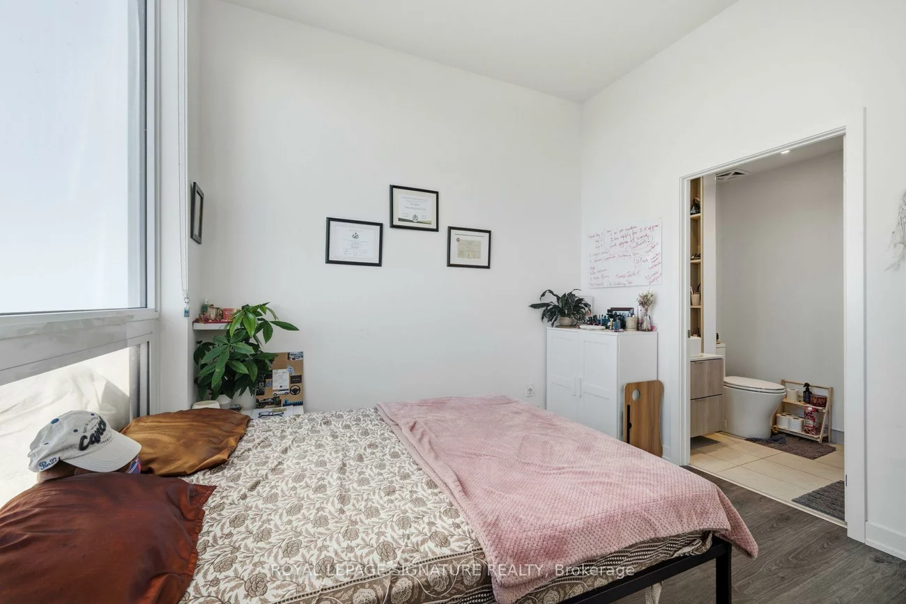 28, Ann, Port Credit, Mississauga